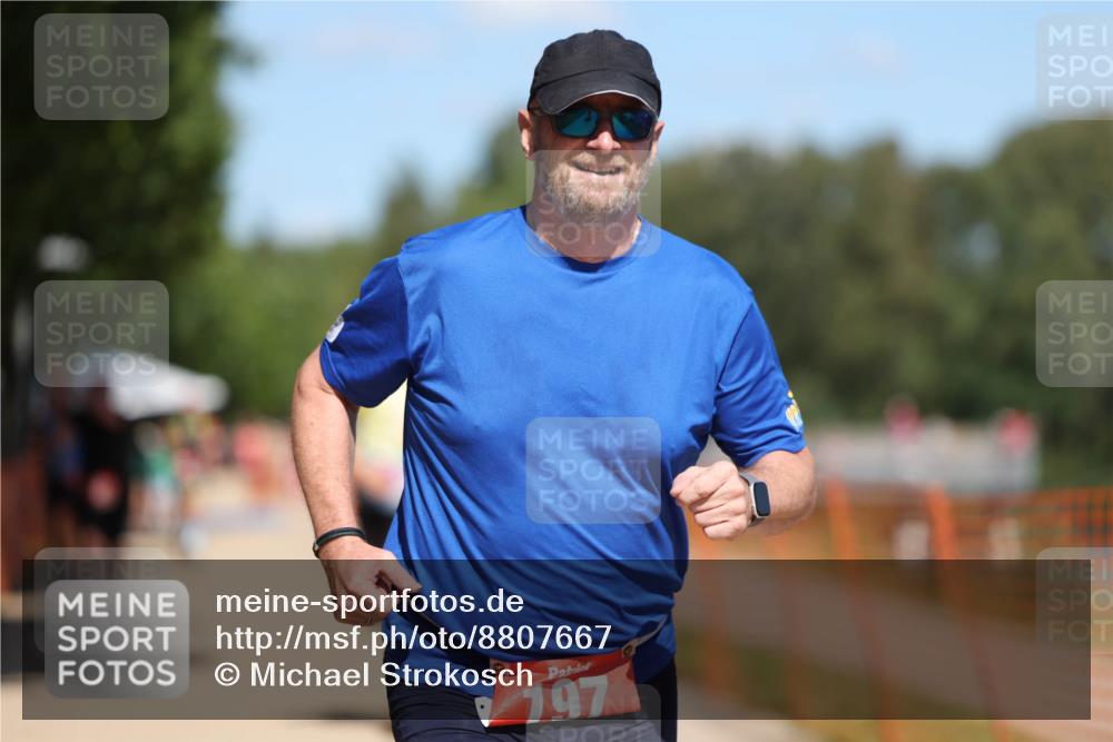 07.09.2025 - 19. Norderstedt Triathlon Michael Strokosch http://msf.ph/oto/8807667 07.09.2025 13:19:49 Laufen 197, 357, 1221, 1321, 1397 meine-sportfotos.de