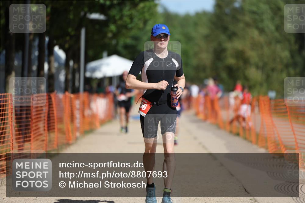 07.09.2025 - 19. Norderstedt Triathlon Michael Strokosch http://msf.ph/oto/8807693 07.09.2025 12:13:42 Laufen 306 meine-sportfotos.de