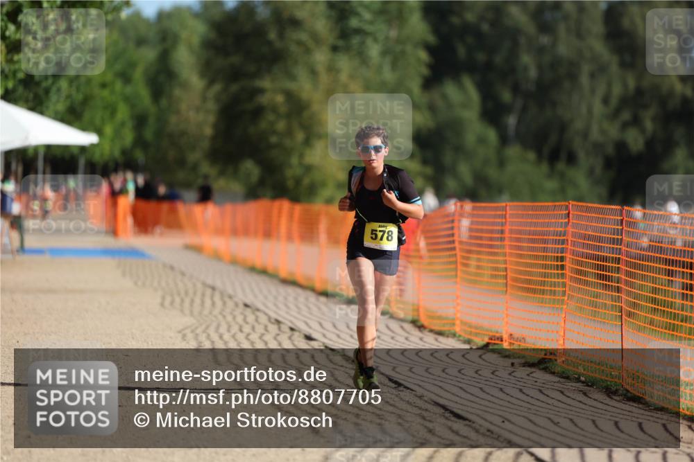 07.09.2025 - 19. Norderstedt Triathlon Michael Strokosch http://msf.ph/oto/8807705 07.09.2025 09:49:11 Laufen 578, 581 meine-sportfotos.de