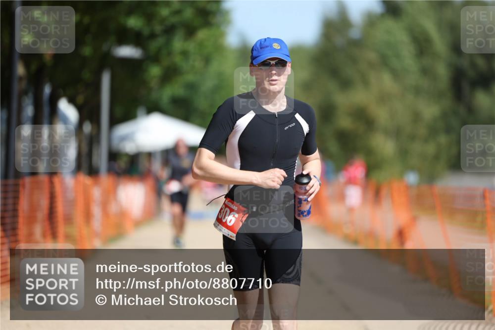 07.09.2025 - 19. Norderstedt Triathlon Michael Strokosch http://msf.ph/oto/8807710 07.09.2025 12:13:44 Laufen 287, 306 meine-sportfotos.de