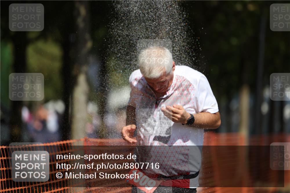 07.09.2025 - 19. Norderstedt Triathlon Michael Strokosch http://msf.ph/oto/8807716 07.09.2025 12:41:49 Laufen 756, 1309 meine-sportfotos.de