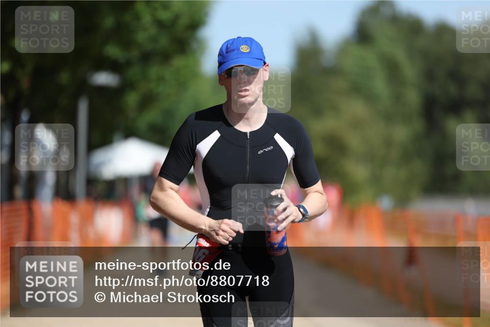 07.09.2025 - 19. Norderstedt Triathlon Michael Strokosch http://msf.ph/oto/8807718 07.09.2025 12:13:45 Laufen 287, 306, 748 meine-sportfotos.de