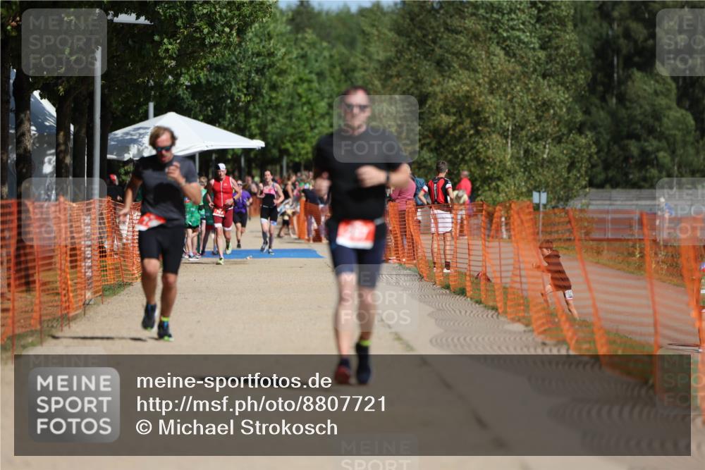 07.09.2025 - 19. Norderstedt Triathlon Michael Strokosch http://msf.ph/oto/8807721 07.09.2025 12:13:47 Laufen 287, 306, 748 meine-sportfotos.de