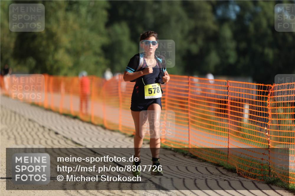 07.09.2025 - 19. Norderstedt Triathlon Michael Strokosch http://msf.ph/oto/8807726 07.09.2025 09:49:13 Laufen 578 meine-sportfotos.de