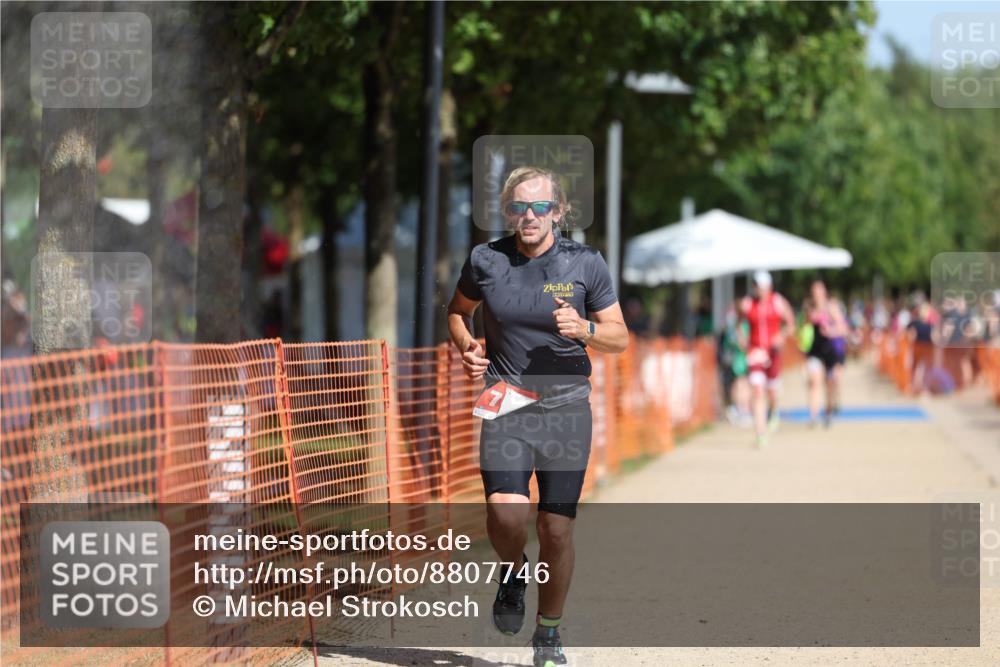 07.09.2025 - 19. Norderstedt Triathlon Michael Strokosch http://msf.ph/oto/8807746 07.09.2025 12:13:50 Laufen 287, 748 meine-sportfotos.de