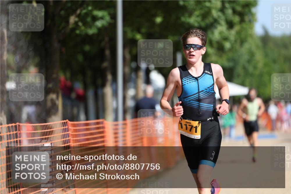 07.09.2025 - 19. Norderstedt Triathlon Michael Strokosch http://msf.ph/oto/8807756 07.09.2025 11:31:14 Laufen 196, 1171 meine-sportfotos.de