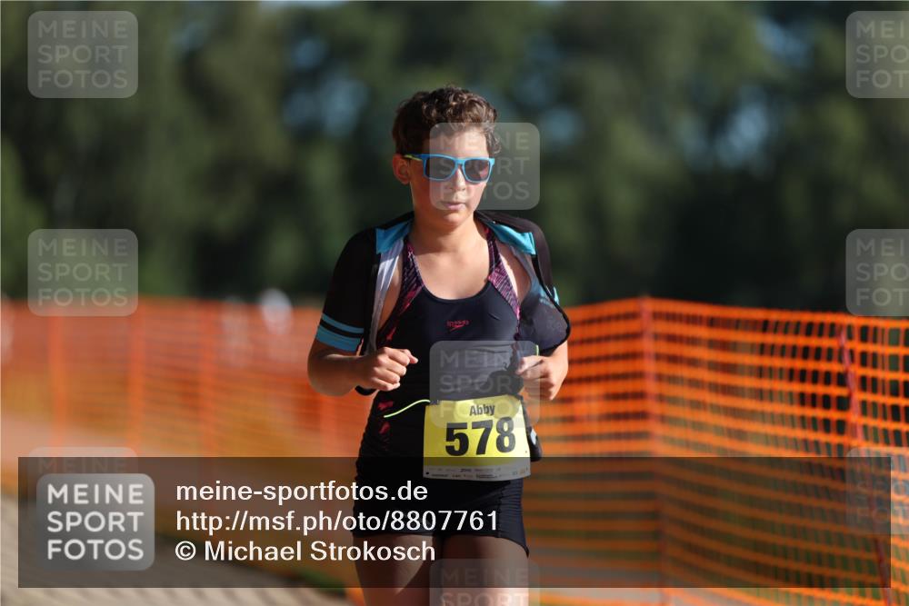07.09.2025 - 19. Norderstedt Triathlon Michael Strokosch http://msf.ph/oto/8807761 07.09.2025 09:49:15 Laufen 578 meine-sportfotos.de