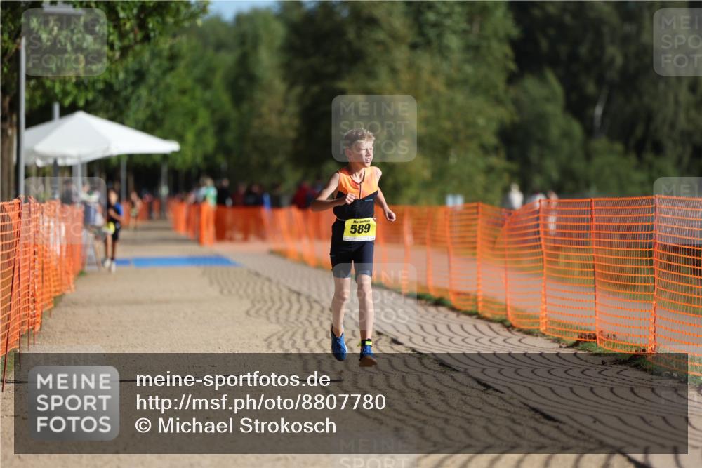 07.09.2025 - 19. Norderstedt Triathlon Michael Strokosch http://msf.ph/oto/8807780 07.09.2025 09:49:38 Laufen 589 meine-sportfotos.de