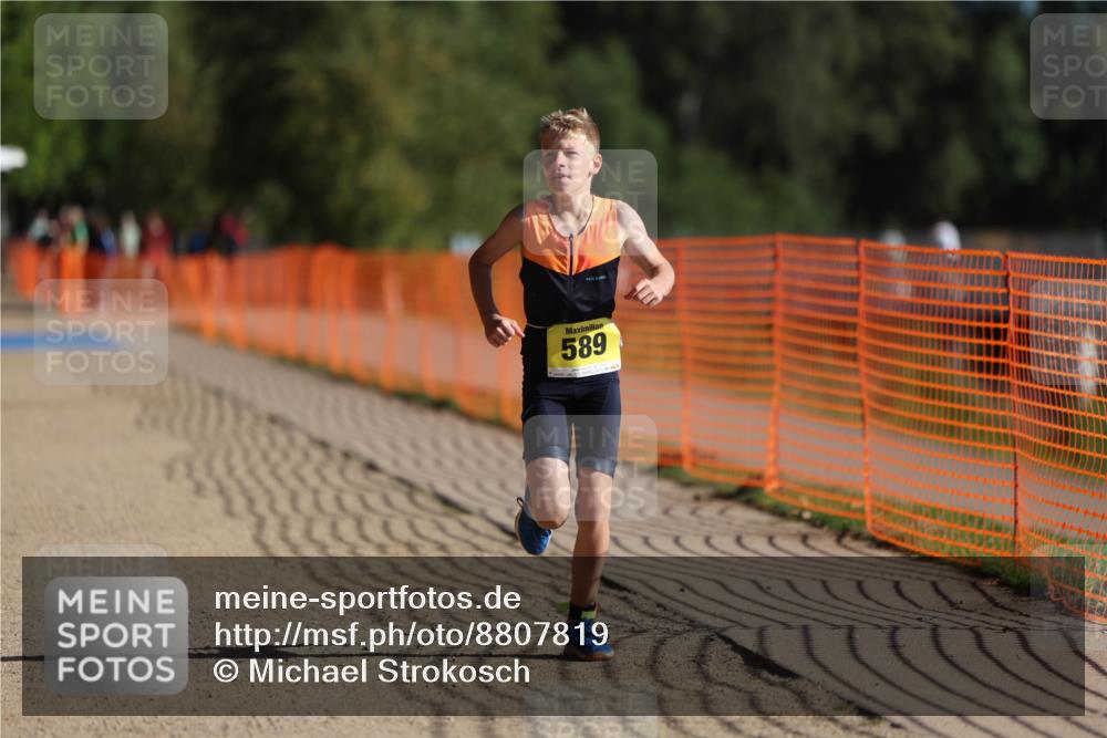 07.09.2025 - 19. Norderstedt Triathlon Michael Strokosch http://msf.ph/oto/8807819 07.09.2025 09:49:40 Laufen 589 meine-sportfotos.de