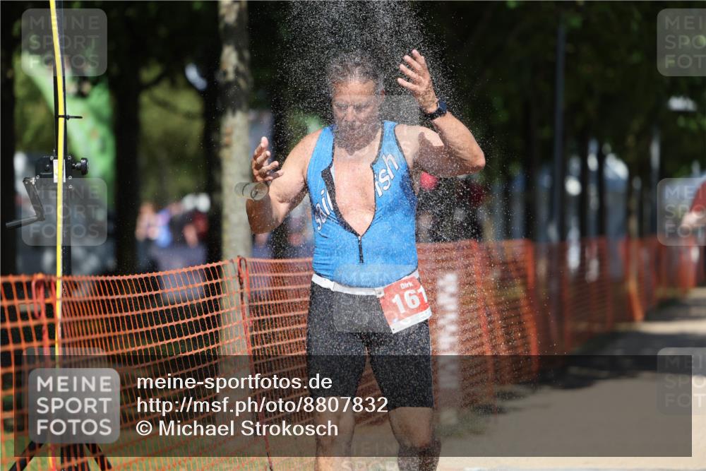 07.09.2025 - 19. Norderstedt Triathlon Michael Strokosch http://msf.ph/oto/8807832 07.09.2025 13:20:00 Laufen 161, 205, 808, 1321 meine-sportfotos.de