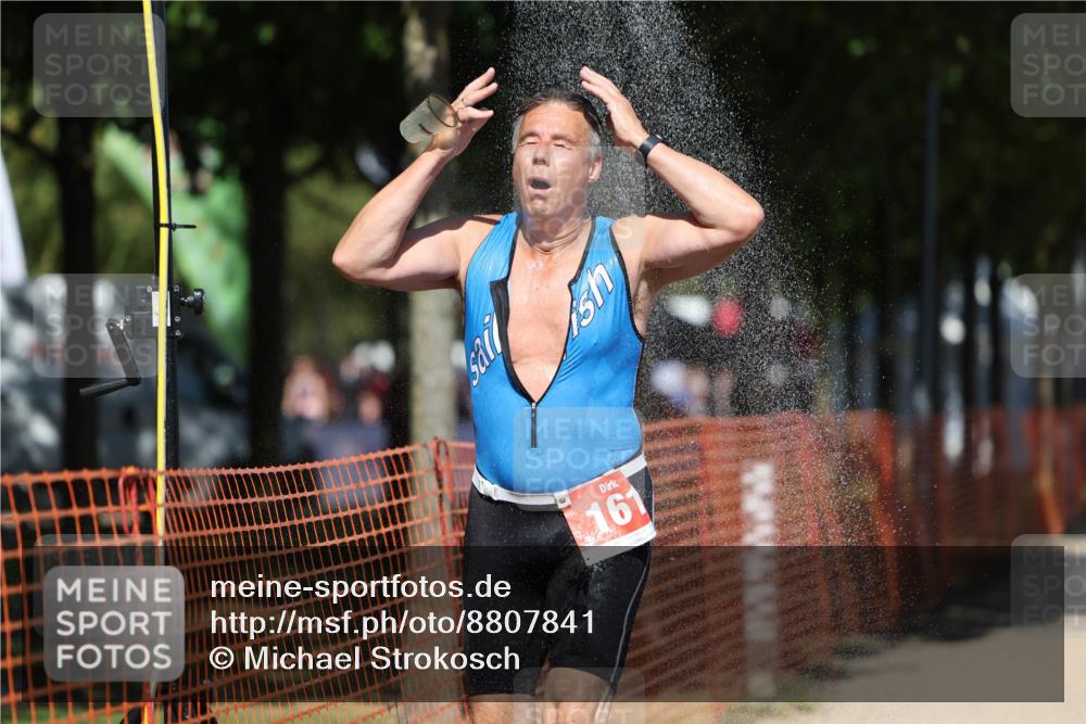 07.09.2025 - 19. Norderstedt Triathlon Michael Strokosch http://msf.ph/oto/8807841 07.09.2025 13:20:01 Laufen 161, 205, 808 meine-sportfotos.de