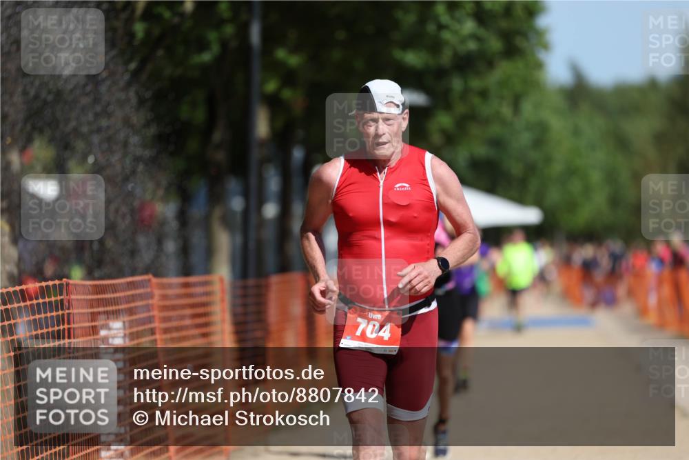 07.09.2025 - 19. Norderstedt Triathlon Michael Strokosch http://msf.ph/oto/8807842 07.09.2025 12:14:05 Laufen 704, 1246, 1334 meine-sportfotos.de
