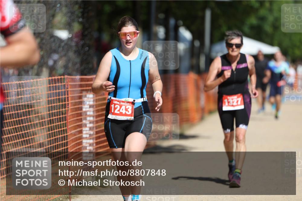 07.09.2025 - 19. Norderstedt Triathlon Michael Strokosch http://msf.ph/oto/8807848 07.09.2025 12:42:00 Laufen 741, 756, 800, 1243, 1327 meine-sportfotos.de