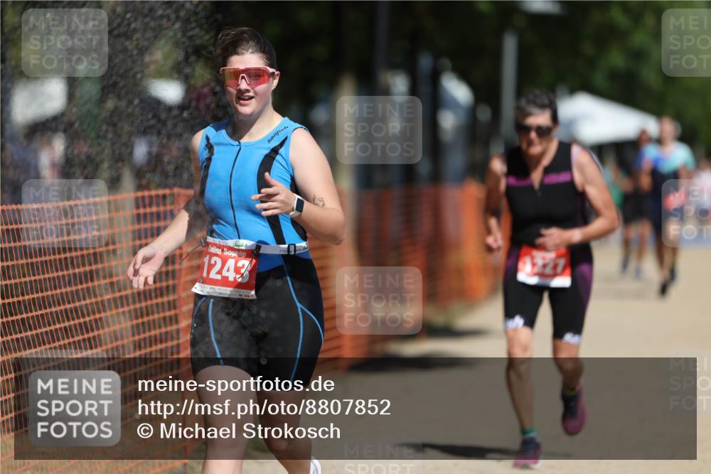 07.09.2025 - 19. Norderstedt Triathlon Michael Strokosch http://msf.ph/oto/8807852 07.09.2025 12:42:01 Laufen 168, 741, 800, 1243, 1327 meine-sportfotos.de