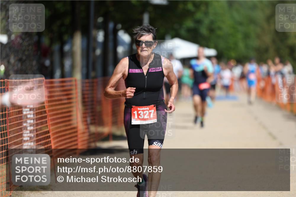 07.09.2025 - 19. Norderstedt Triathlon Michael Strokosch http://msf.ph/oto/8807859 07.09.2025 12:42:02 Laufen 168, 741, 800, 1243, 1327 meine-sportfotos.de