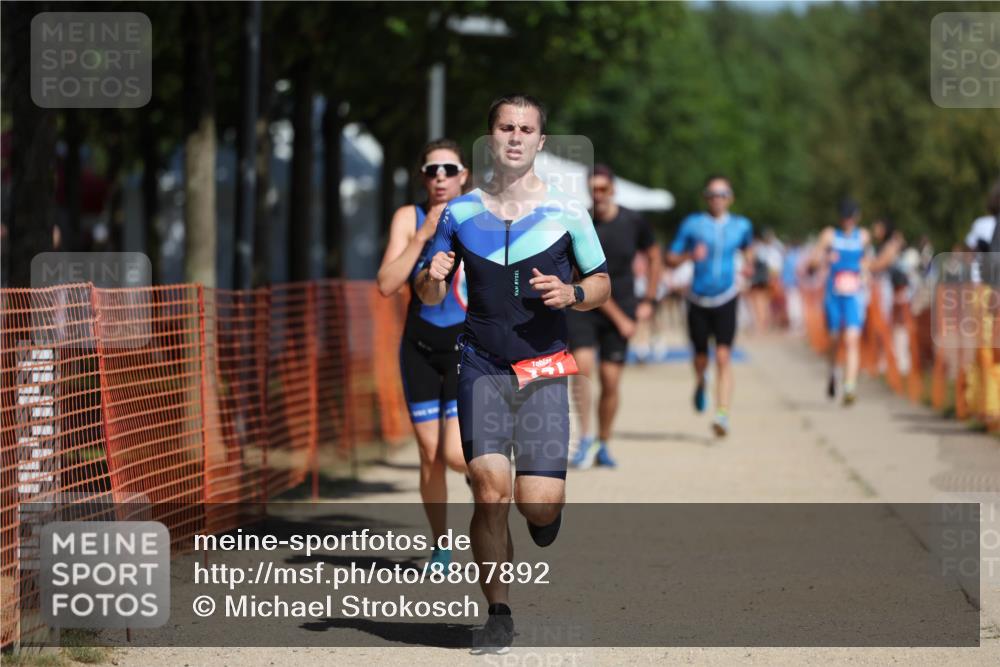 07.09.2025 - 19. Norderstedt Triathlon Michael Strokosch http://msf.ph/oto/8807892 07.09.2025 12:42:06 Laufen 168, 189, 215, 717, 741, 1327 meine-sportfotos.de