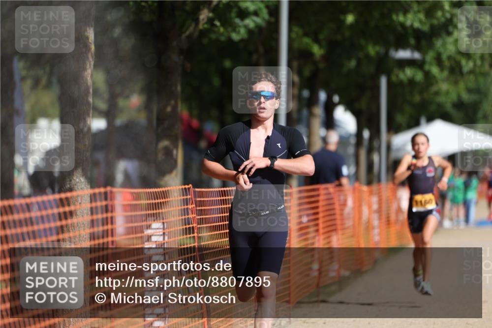 07.09.2025 - 19. Norderstedt Triathlon Michael Strokosch http://msf.ph/oto/8807895 07.09.2025 11:31:24 Laufen 196, 1160, 1198 meine-sportfotos.de