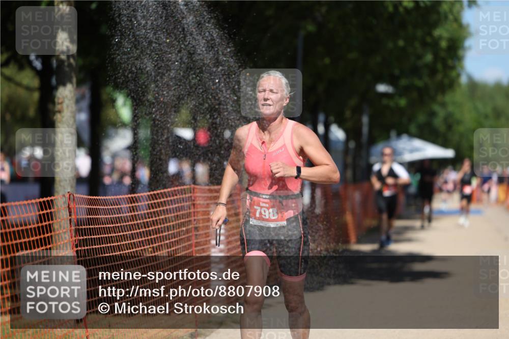 07.09.2025 - 19. Norderstedt Triathlon Michael Strokosch http://msf.ph/oto/8807908 07.09.2025 13:20:10 Laufen 781, 798 meine-sportfotos.de