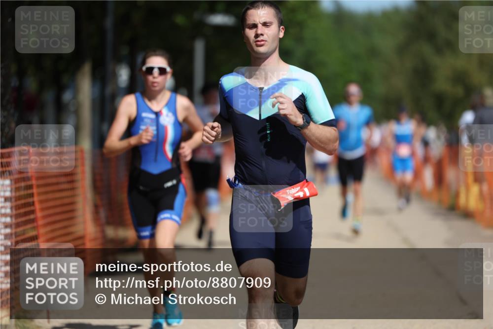 07.09.2025 - 19. Norderstedt Triathlon Michael Strokosch http://msf.ph/oto/8807909 07.09.2025 12:42:08 Laufen 168, 189, 215, 717, 741 meine-sportfotos.de