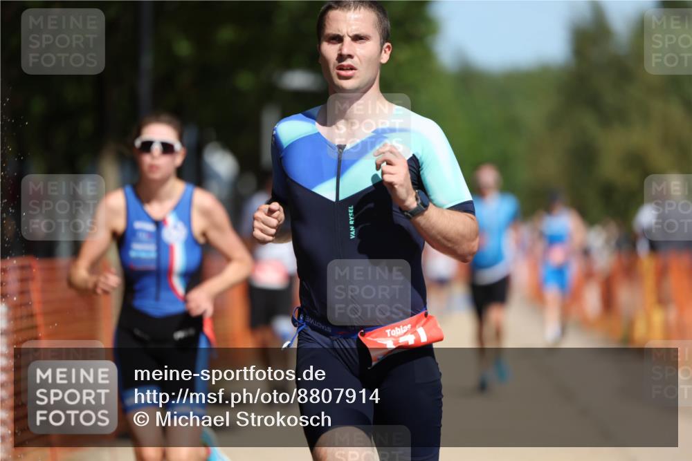 07.09.2025 - 19. Norderstedt Triathlon Michael Strokosch http://msf.ph/oto/8807914 07.09.2025 12:42:08 Laufen 168, 189, 215, 717, 741 meine-sportfotos.de