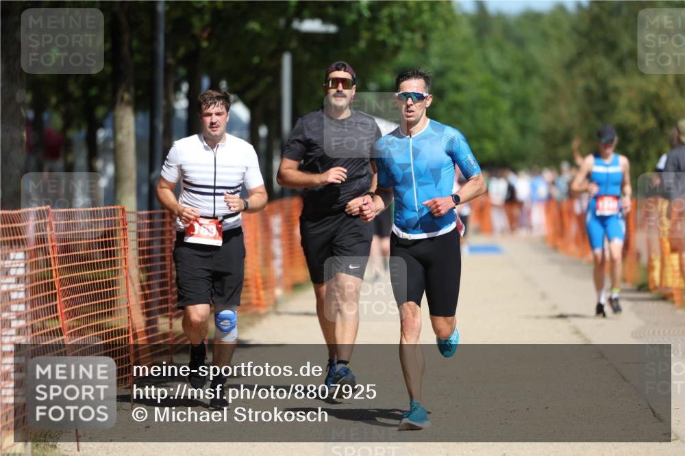 07.09.2025 - 19. Norderstedt Triathlon Michael Strokosch http://msf.ph/oto/8807925 07.09.2025 12:42:11 Laufen 168, 189, 215, 717, 741, 793, 1249 meine-sportfotos.de