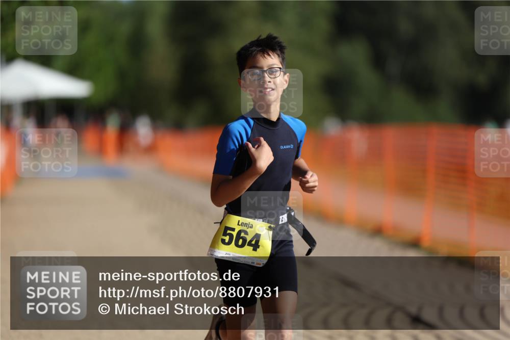07.09.2025 - 19. Norderstedt Triathlon Michael Strokosch http://msf.ph/oto/8807931 07.09.2025 09:49:57 Laufen 564 meine-sportfotos.de