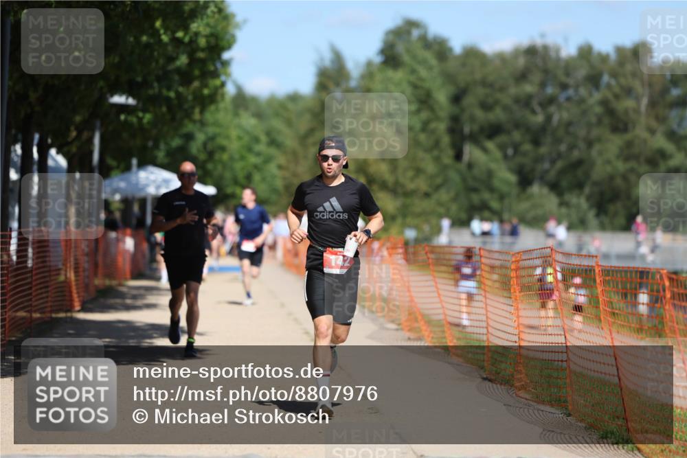 07.09.2025 - 19. Norderstedt Triathlon Michael Strokosch http://msf.ph/oto/8807976 07.09.2025 13:20:20 Laufen 141, 142, 781, 1299 meine-sportfotos.de