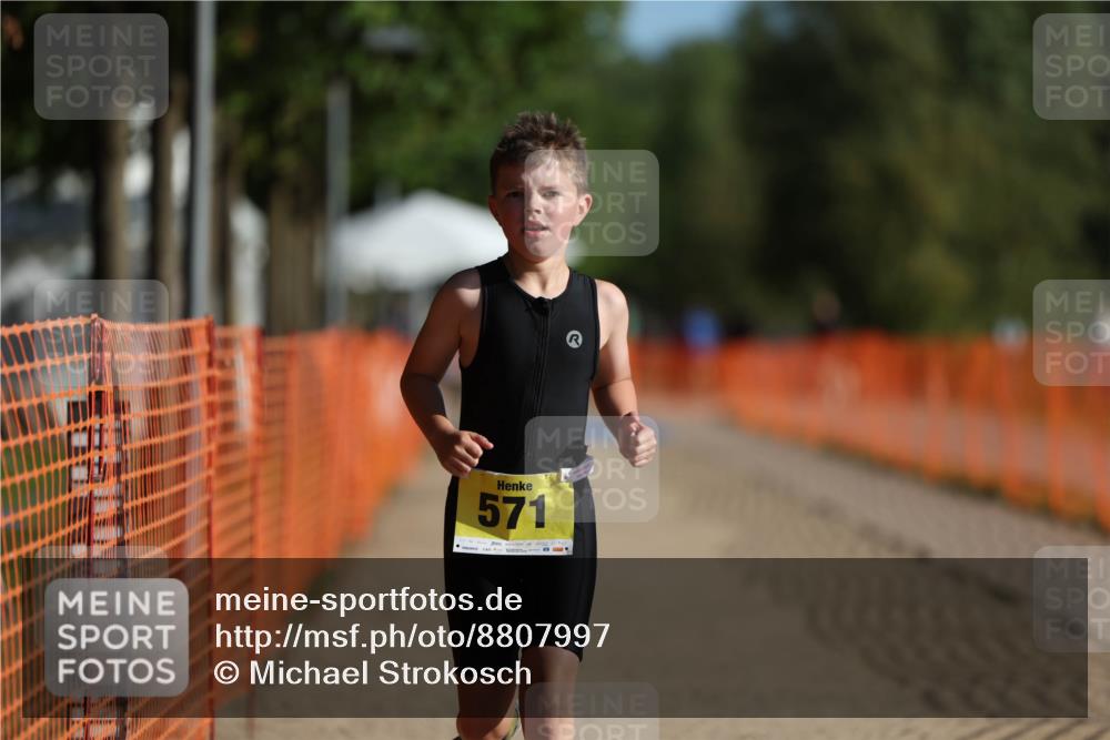 07.09.2025 - 19. Norderstedt Triathlon Michael Strokosch http://msf.ph/oto/8807997 07.09.2025 09:50:21 Laufen 571 meine-sportfotos.de