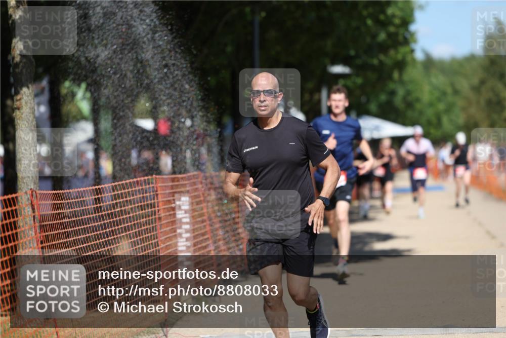 07.09.2025 - 19. Norderstedt Triathlon Michael Strokosch http://msf.ph/oto/8808033 07.09.2025 13:20:26 Laufen 141, 142, 754, 1299 meine-sportfotos.de