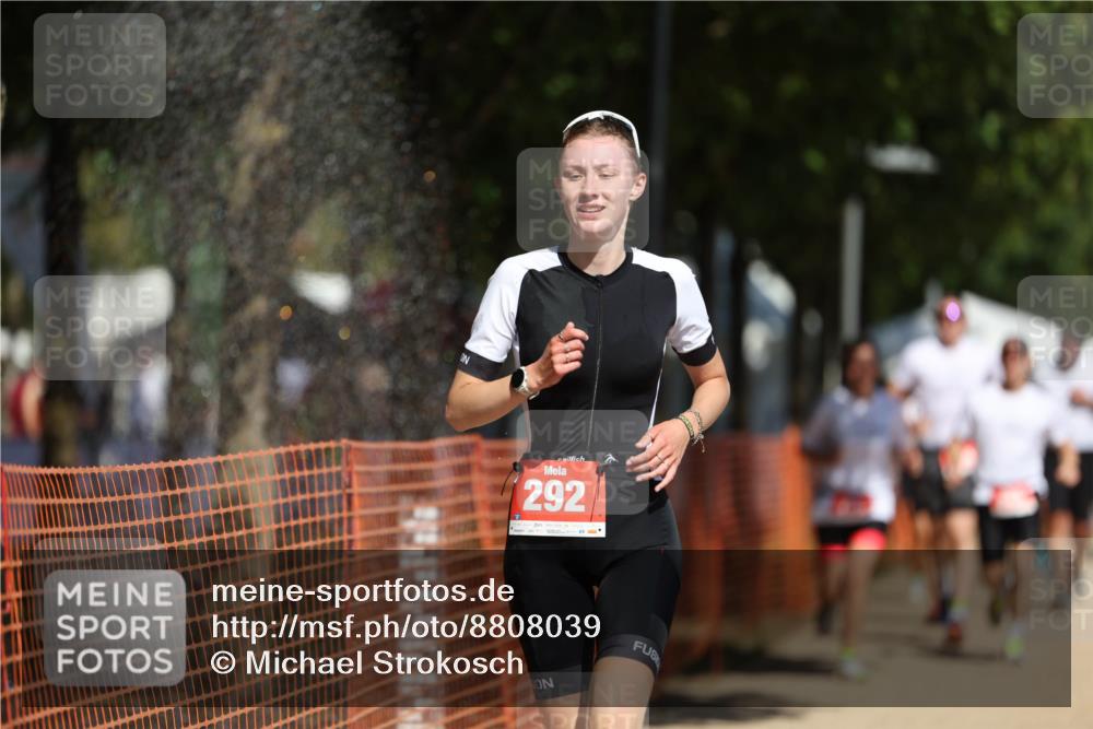 07.09.2025 - 19. Norderstedt Triathlon Michael Strokosch http://msf.ph/oto/8808039 07.09.2025 12:42:32 Laufen 139, 244, 261, 292, 780, 828, 1277 meine-sportfotos.de