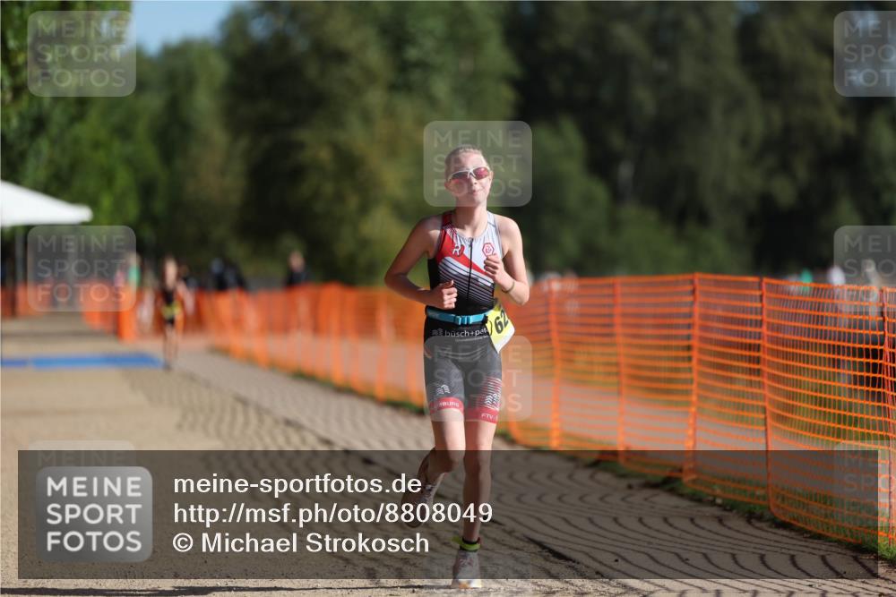 07.09.2025 - 19. Norderstedt Triathlon Michael Strokosch http://msf.ph/oto/8808049 07.09.2025 09:50:38 Laufen 628 meine-sportfotos.de