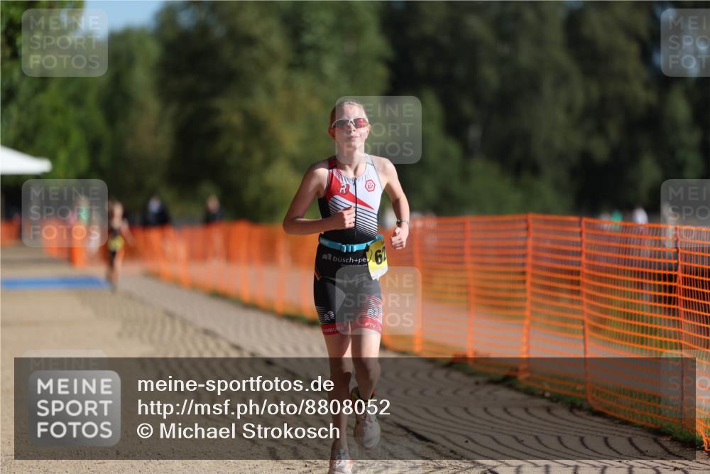07.09.2025 - 19. Norderstedt Triathlon Michael Strokosch http://msf.ph/oto/8808052 07.09.2025 09:50:38 Laufen 628 meine-sportfotos.de