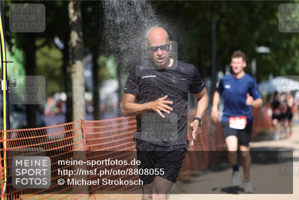 07.09.2025 - 19. Norderstedt Triathlon Michael Strokosch http://msf.ph/oto/8808055 07.09.2025 13:20:27 Laufen 141, 754, 1299 meine-sportfotos.de