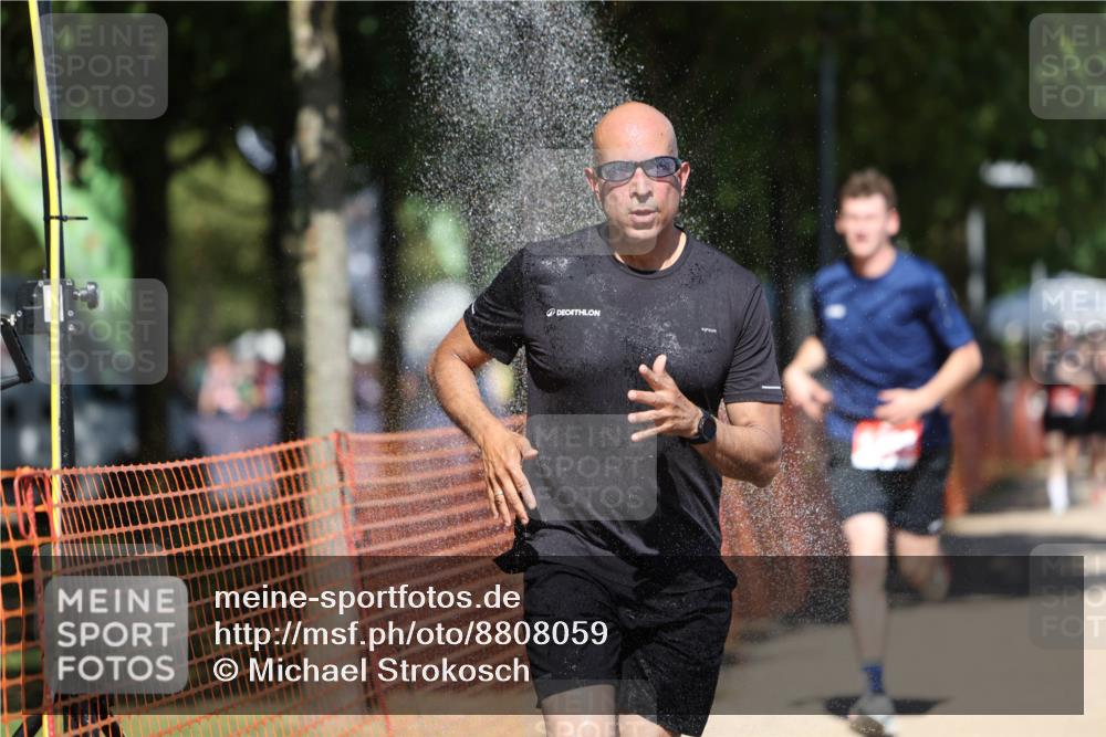 07.09.2025 - 19. Norderstedt Triathlon Michael Strokosch http://msf.ph/oto/8808059 07.09.2025 13:20:27 Laufen 141, 754, 1299 meine-sportfotos.de