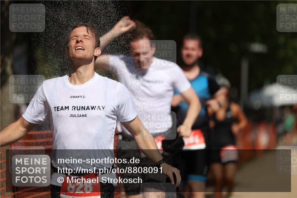 07.09.2025 - 19. Norderstedt Triathlon Michael Strokosch http://msf.ph/oto/8808091 07.09.2025 12:42:39 Laufen 139, 244, 261, 780, 827, 828, 1277, 1358, 1398 meine-sportfotos.de