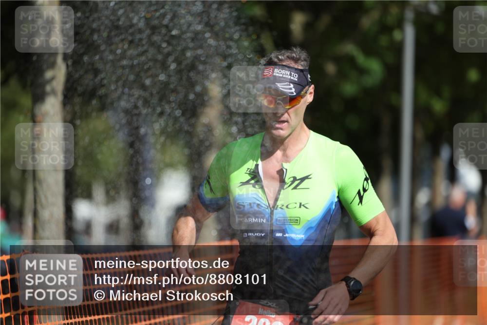 07.09.2025 - 19. Norderstedt Triathlon Michael Strokosch http://msf.ph/oto/8808101 07.09.2025 11:31:47 Laufen 200, 1176, 1390 meine-sportfotos.de