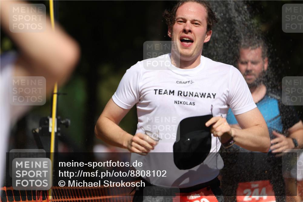 07.09.2025 - 19. Norderstedt Triathlon Michael Strokosch http://msf.ph/oto/8808102 07.09.2025 12:42:40 Laufen 139, 244, 261, 780, 827, 828, 1277, 1358, 1398 meine-sportfotos.de