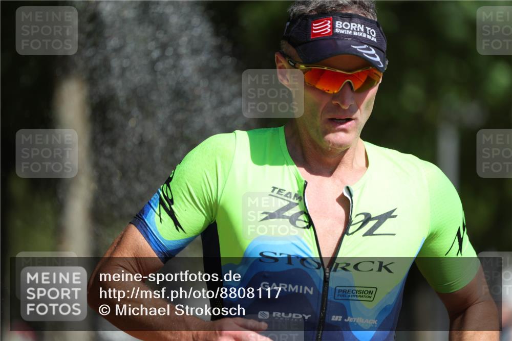 07.09.2025 - 19. Norderstedt Triathlon Michael Strokosch http://msf.ph/oto/8808117 07.09.2025 11:31:47 Laufen 200, 1176, 1390 meine-sportfotos.de