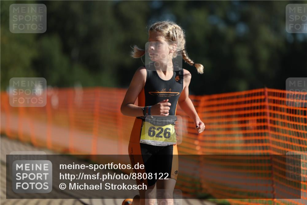 07.09.2025 - 19. Norderstedt Triathlon Michael Strokosch http://msf.ph/oto/8808122 07.09.2025 09:50:56 Laufen 626 meine-sportfotos.de