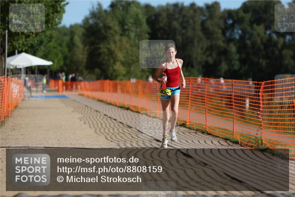 07.09.2025 - 19. Norderstedt Triathlon Michael Strokosch http://msf.ph/oto/8808159 07.09.2025 09:52:47 Laufen 620 meine-sportfotos.de