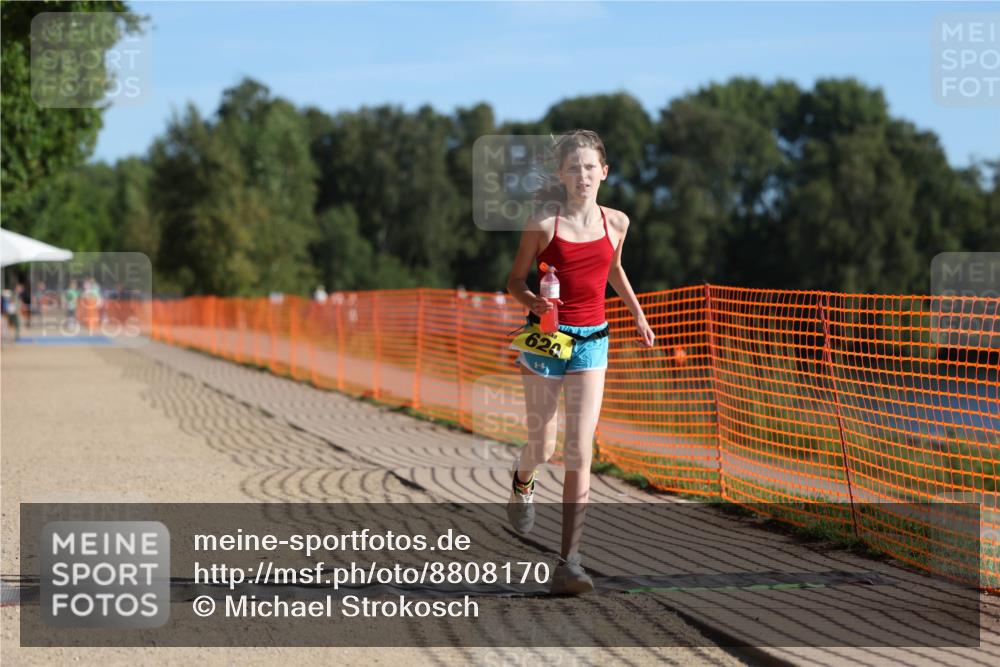 07.09.2025 - 19. Norderstedt Triathlon Michael Strokosch http://msf.ph/oto/8808170 07.09.2025 09:52:49 Laufen 620 meine-sportfotos.de