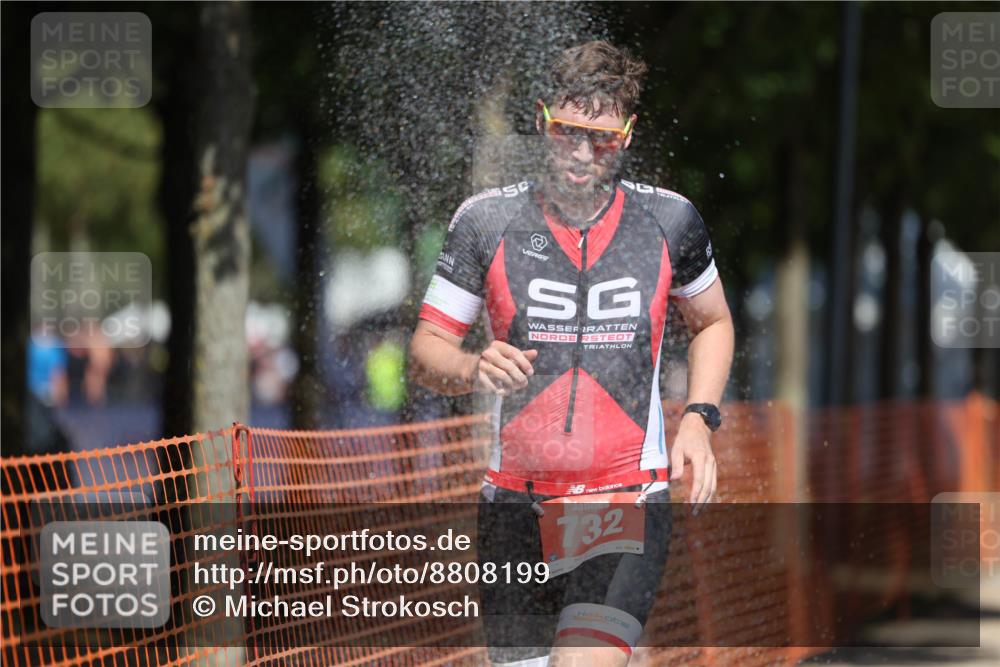 07.09.2025 - 19. Norderstedt Triathlon Michael Strokosch http://msf.ph/oto/8808199 07.09.2025 12:43:09 Laufen 732, 1294, 1351 meine-sportfotos.de