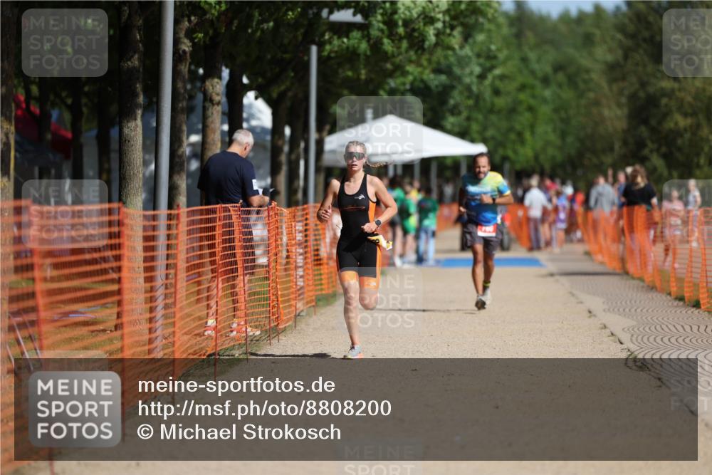 07.09.2025 - 19. Norderstedt Triathlon Michael Strokosch http://msf.ph/oto/8808200 07.09.2025 11:32:00 Laufen 1168 meine-sportfotos.de