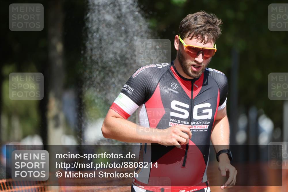 07.09.2025 - 19. Norderstedt Triathlon Michael Strokosch http://msf.ph/oto/8808214 07.09.2025 12:43:10 Laufen 732, 818, 1294, 1351, 1379 meine-sportfotos.de