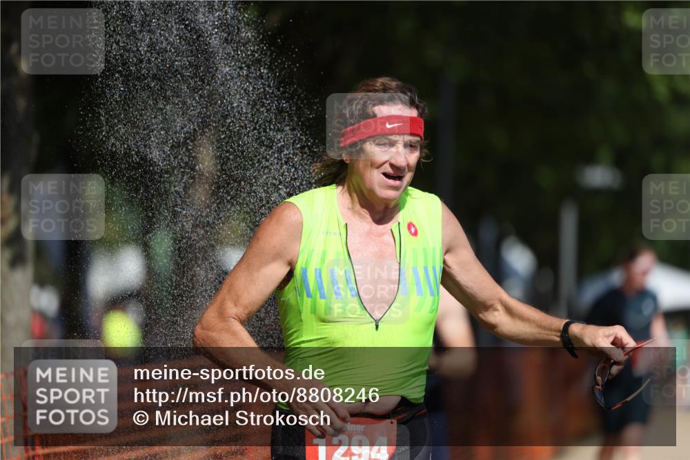 07.09.2025 - 19. Norderstedt Triathlon Michael Strokosch http://msf.ph/oto/8808246 07.09.2025 12:43:14 Laufen 818, 1294, 1351, 1379 meine-sportfotos.de