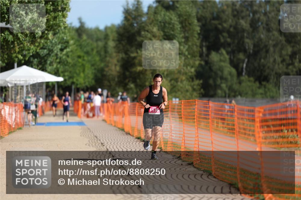 07.09.2025 - 19. Norderstedt Triathlon Michael Strokosch http://msf.ph/oto/8808250 07.09.2025 10:29:56 Laufen 1135 meine-sportfotos.de