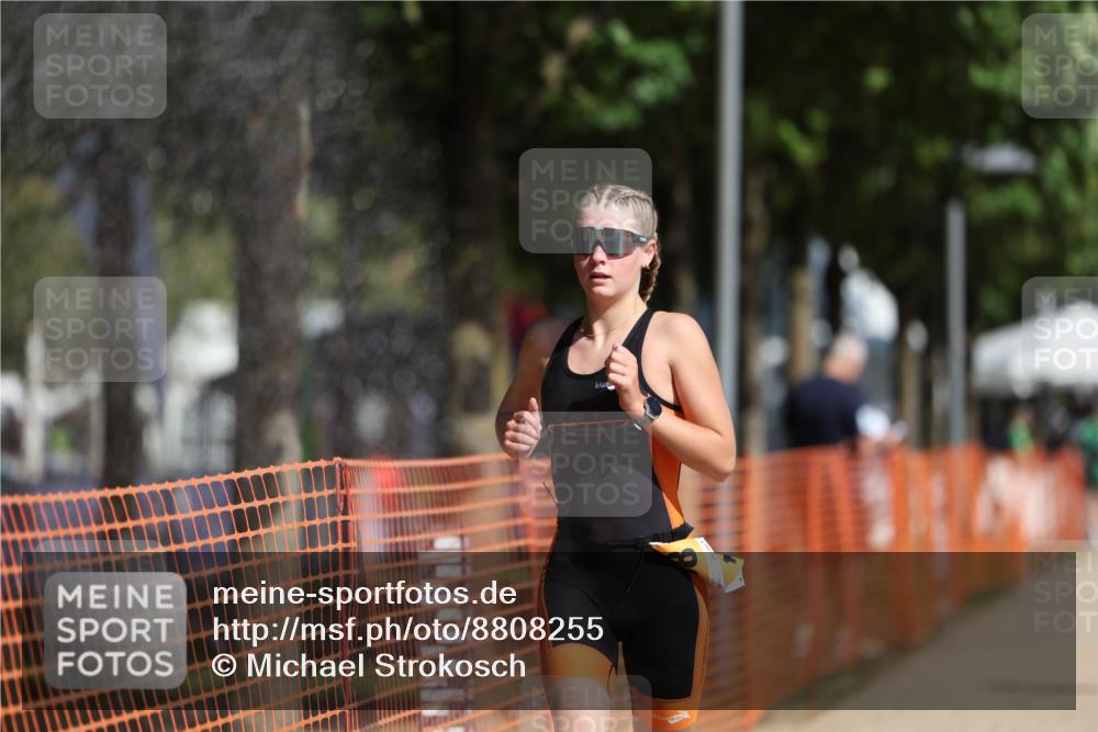 07.09.2025 - 19. Norderstedt Triathlon Michael Strokosch http://msf.ph/oto/8808255 07.09.2025 11:32:04 Laufen 760, 1168 meine-sportfotos.de