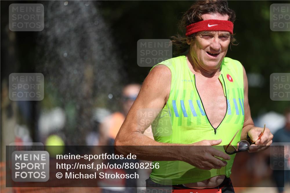 07.09.2025 - 19. Norderstedt Triathlon Michael Strokosch http://msf.ph/oto/8808256 07.09.2025 12:43:15 Laufen 818, 1294, 1351, 1379 meine-sportfotos.de
