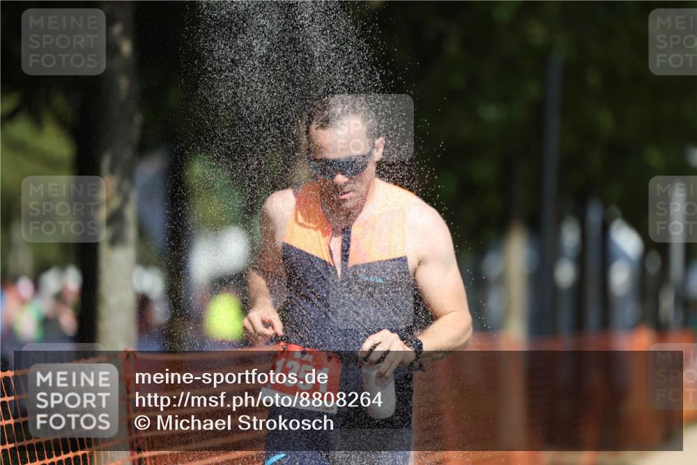 07.09.2025 - 19. Norderstedt Triathlon Michael Strokosch http://msf.ph/oto/8808264 07.09.2025 12:43:15 Laufen 818, 1294, 1351, 1379 meine-sportfotos.de