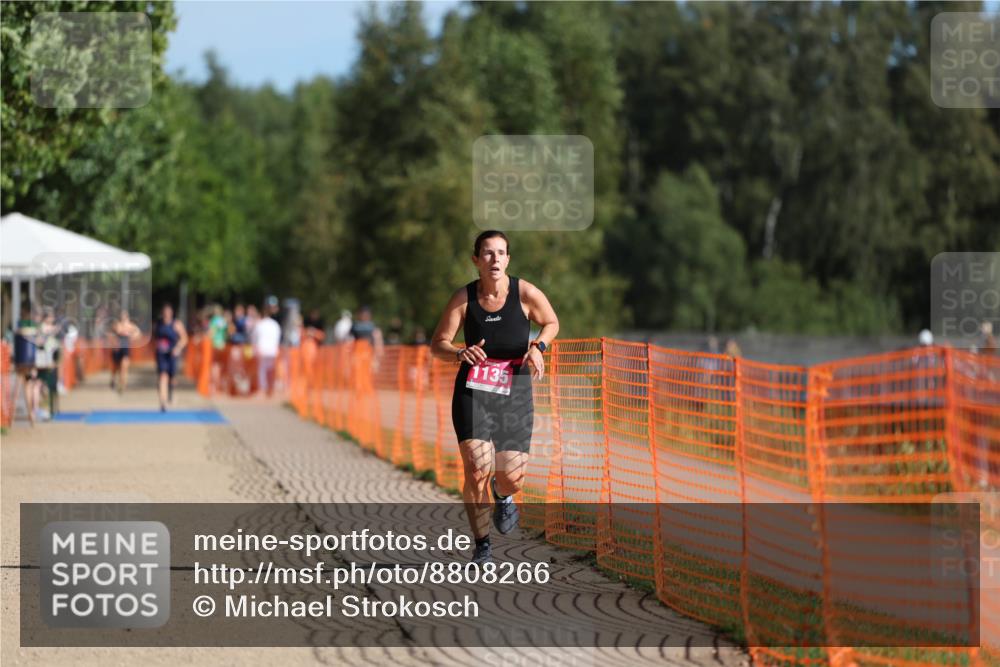 07.09.2025 - 19. Norderstedt Triathlon Michael Strokosch http://msf.ph/oto/8808266 07.09.2025 10:29:57 Laufen 1135 meine-sportfotos.de